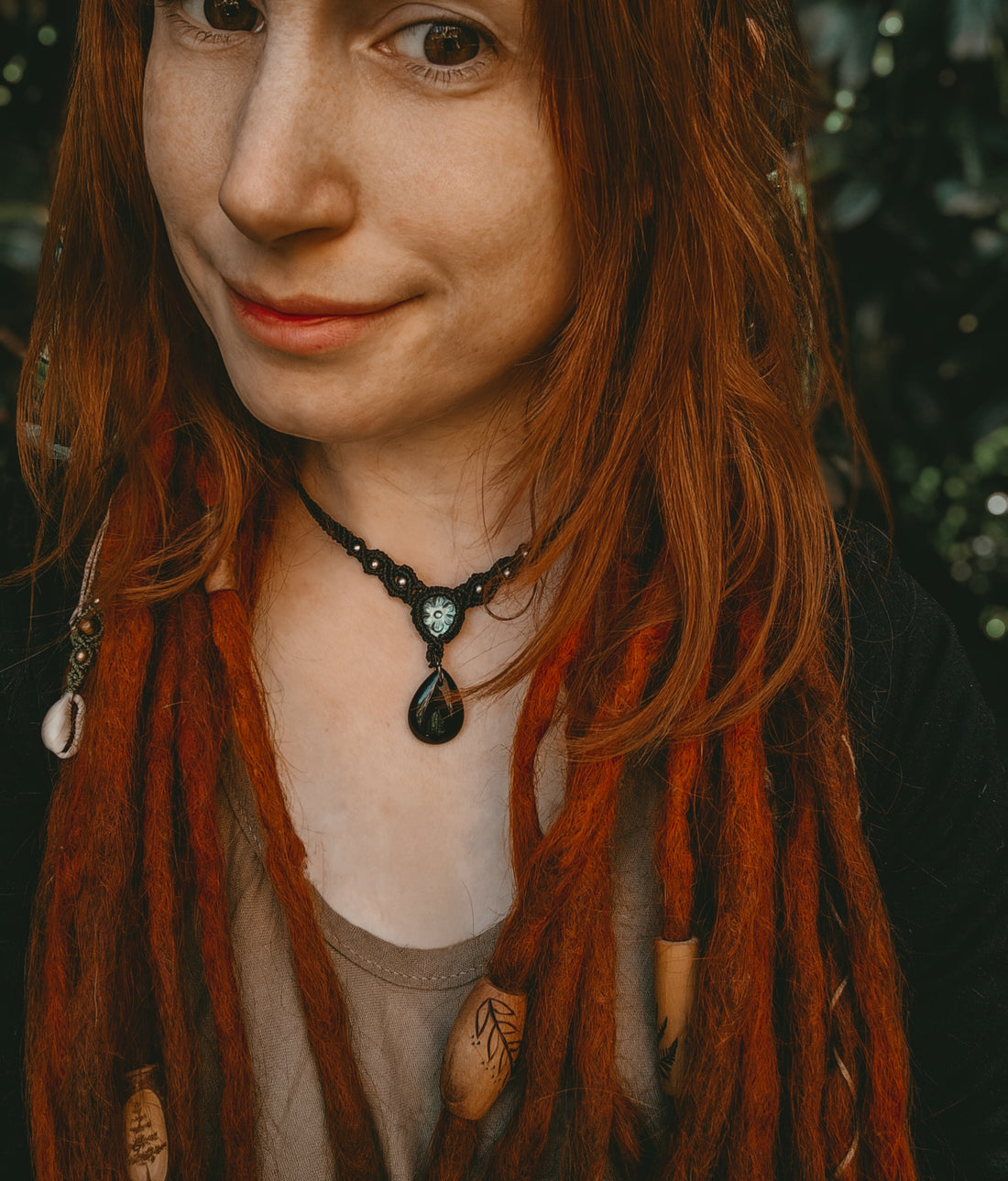 Shadow Bloom – Magie zwischen Licht und Dunkel
