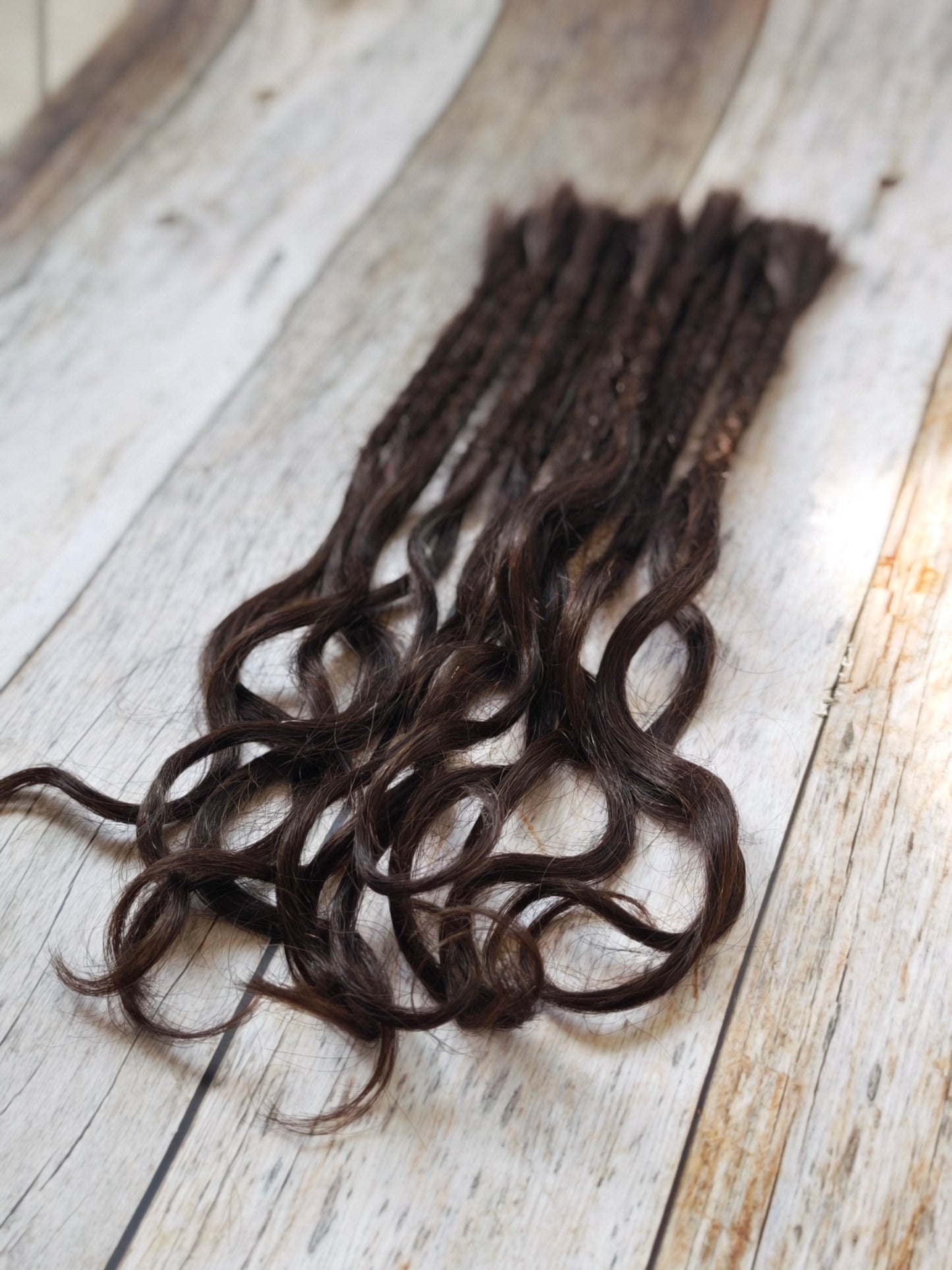 Echthaar Dread Extensions | dunkelbraun 2 | gewellte Spitzen