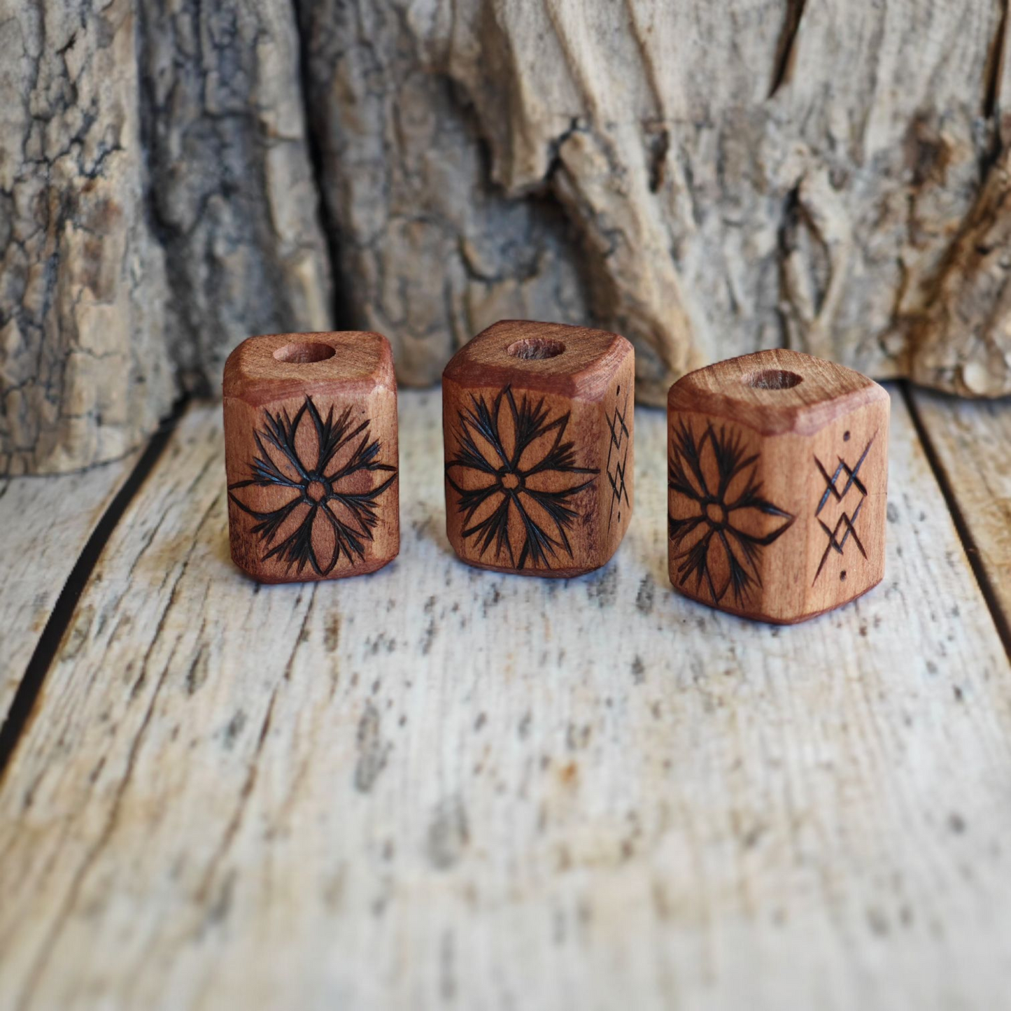 Wiesenkind - Dreadperlen aus Holz mit Gravur