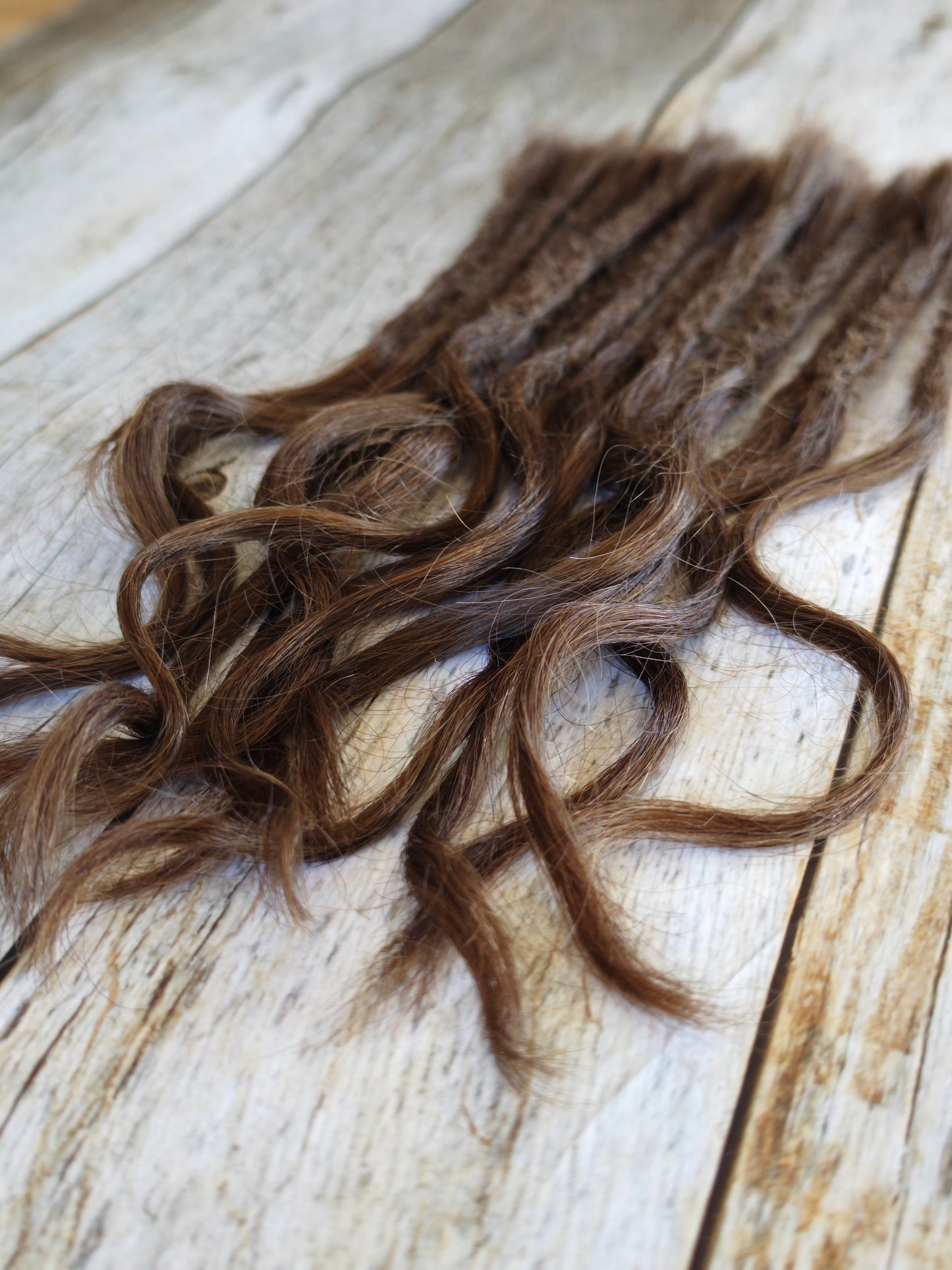 Echthaar Dread Extensions | braun 6 | gewellte Spitzen