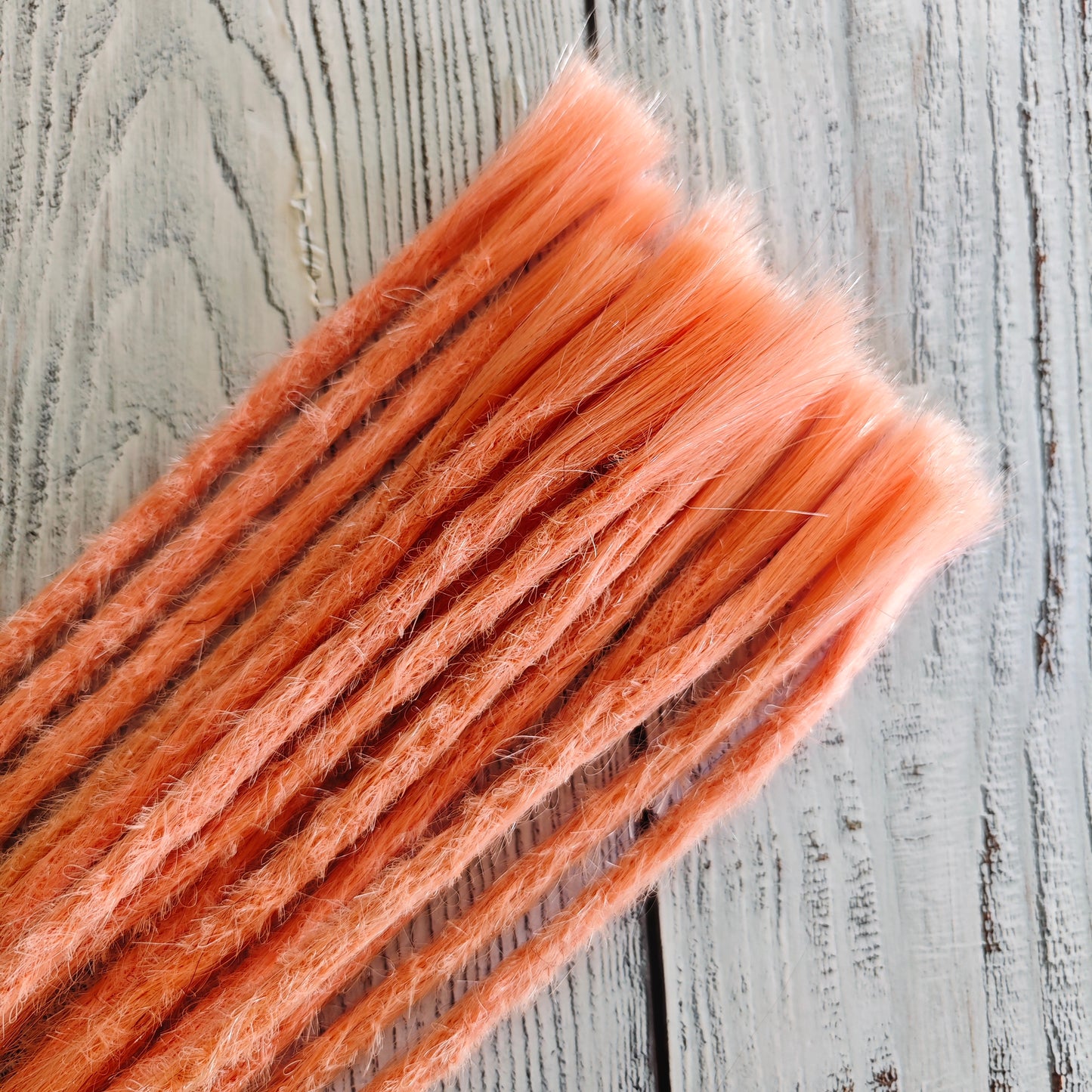 Echthaar Dread Extensions | rosa | gerade Spitzen