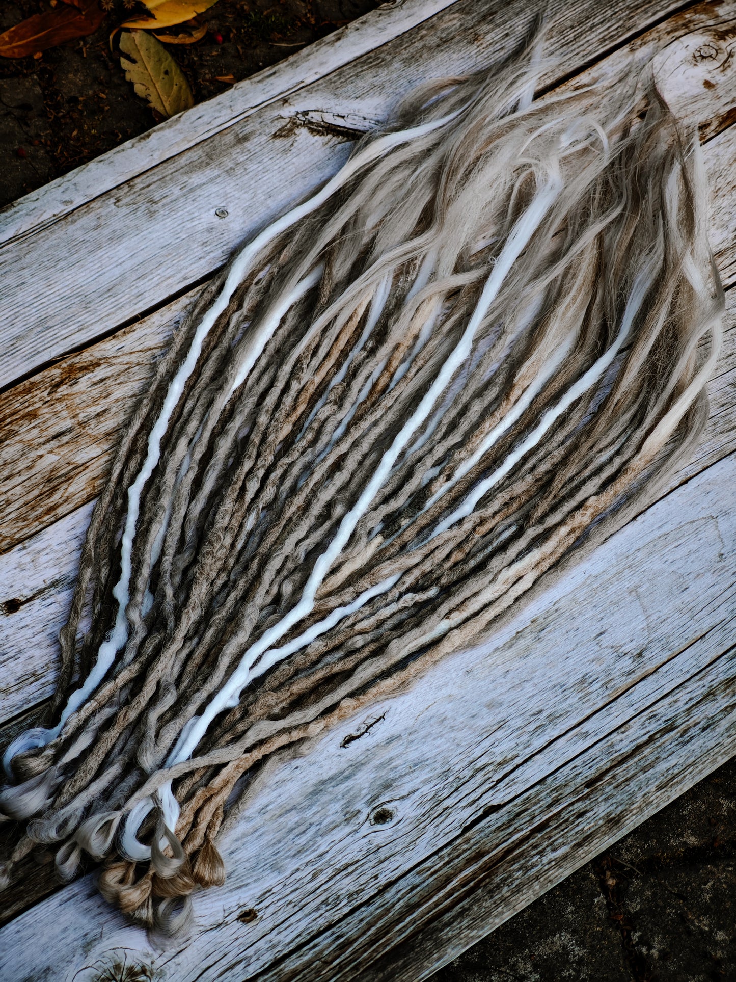 Natural/Realistic Dreads | Individuelles synthetic Set in deiner Wunschfarbe