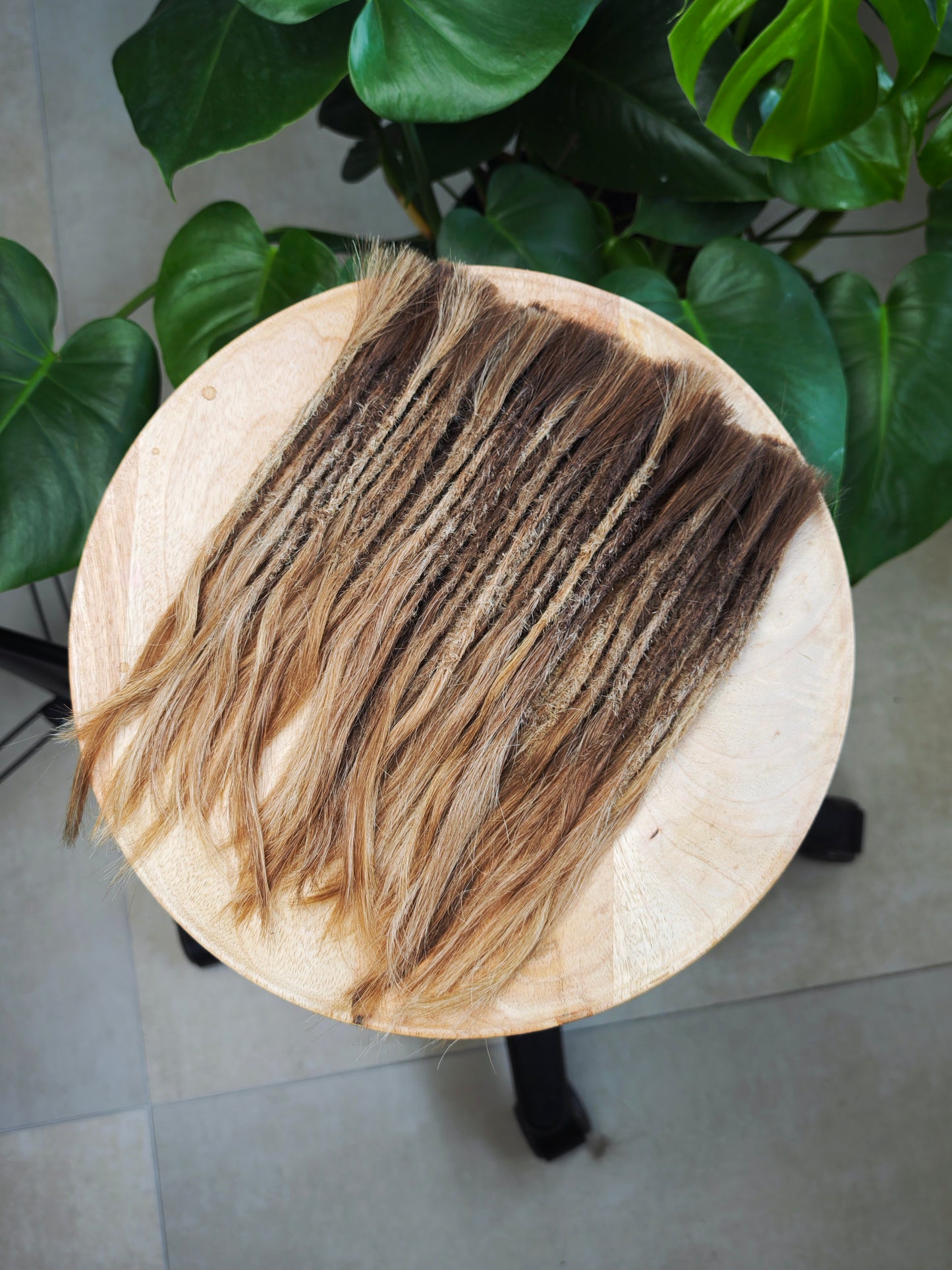 Dread Extensions mit Luxury Ends in Wunschfarbe | Europäisches, unbehandeltes Echthaar