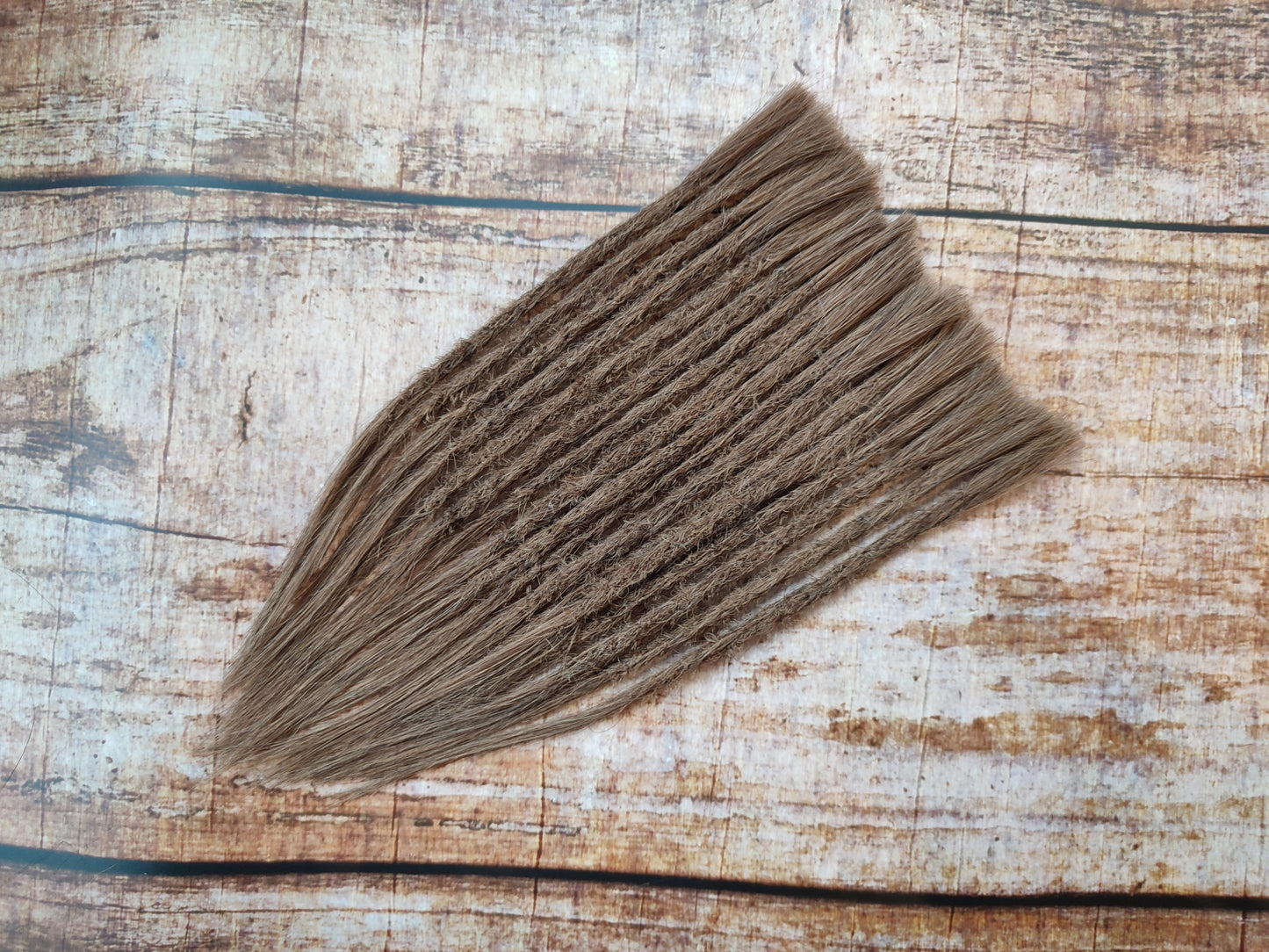 Rehbraune Dread Extensions bestellen
