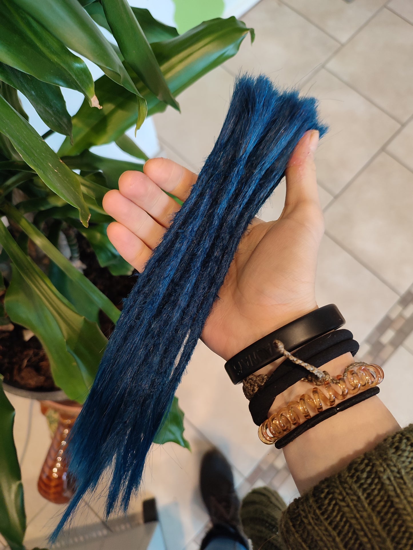 Echthaar Dread Extensions | blau | gerade Spitzen